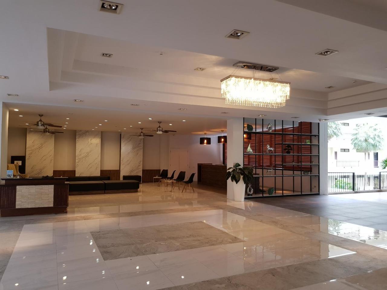 芭提雅黄艾买提私人别墅酒店